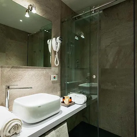 ゲストハウス レジデンツァ モンフィ 4*